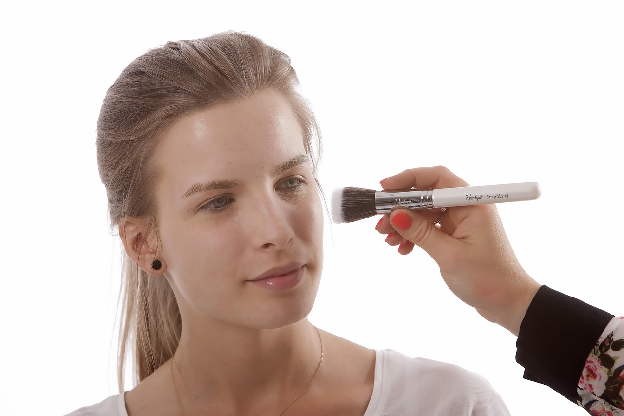 Come si usa Eso Hydra Young per ottenere una pelle luminosa?